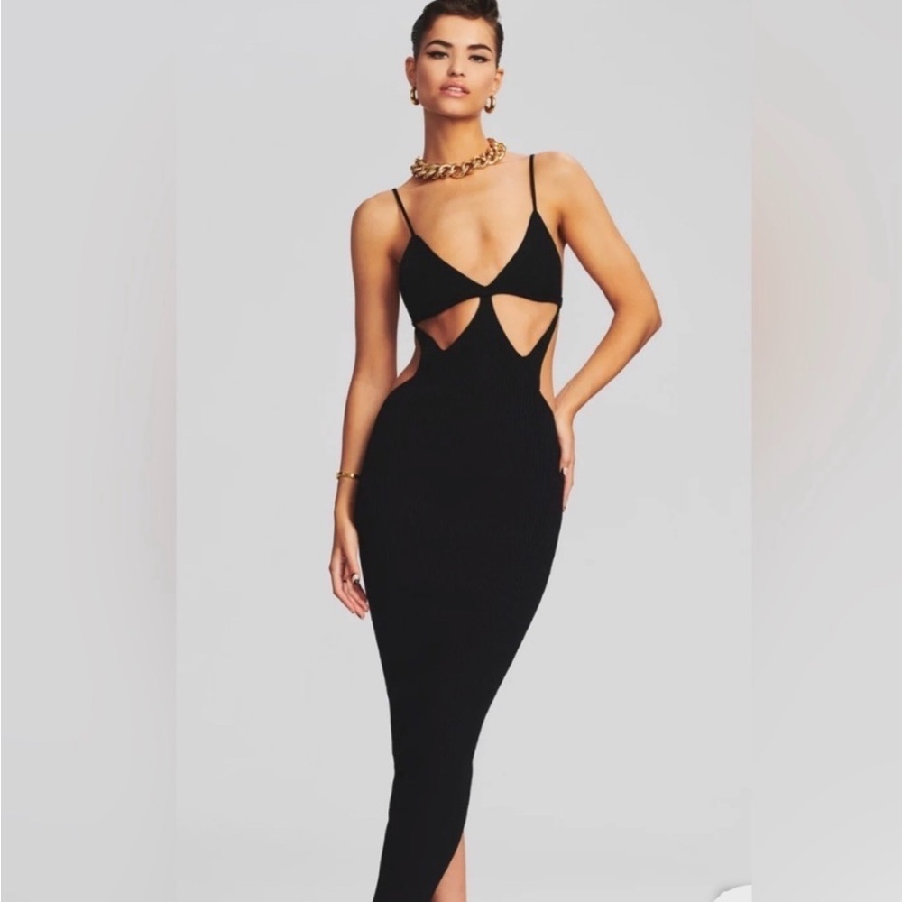 Retrofête Sinclair cutout V-neck long dress in black new size XXL